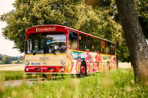 RetroBus - Ihr ganz besonderer Hochzeitsbus, Hochzeitsauto · Kutsche Tübingen, Kontaktbild